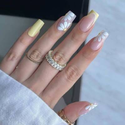 MANICURE